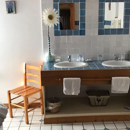 Avec Piscine Et Table D'hotes, Proche De Et De L'abbaye. Frühstückspension 3*