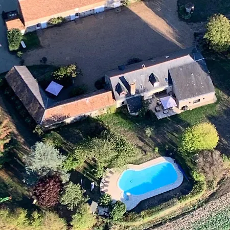 Avec Piscine Et Table D'hotes, Proche De Et De L'abbaye.